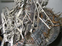 Probe aus Stanzabfällen vor der Mahlung